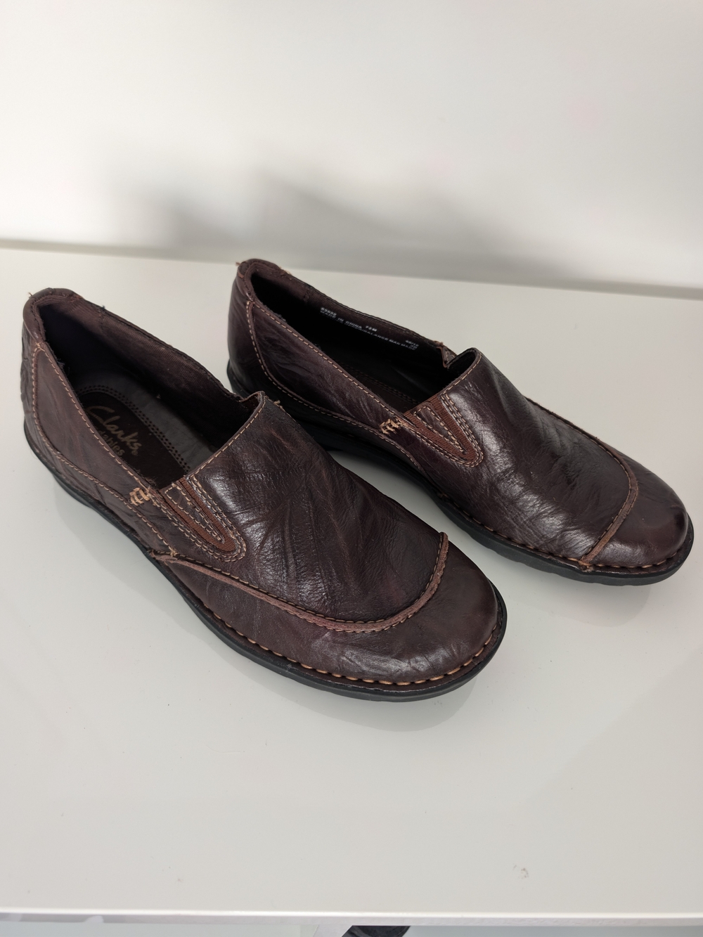 Clarks Bendables Brown Leather Slip On Loafers 7.5M